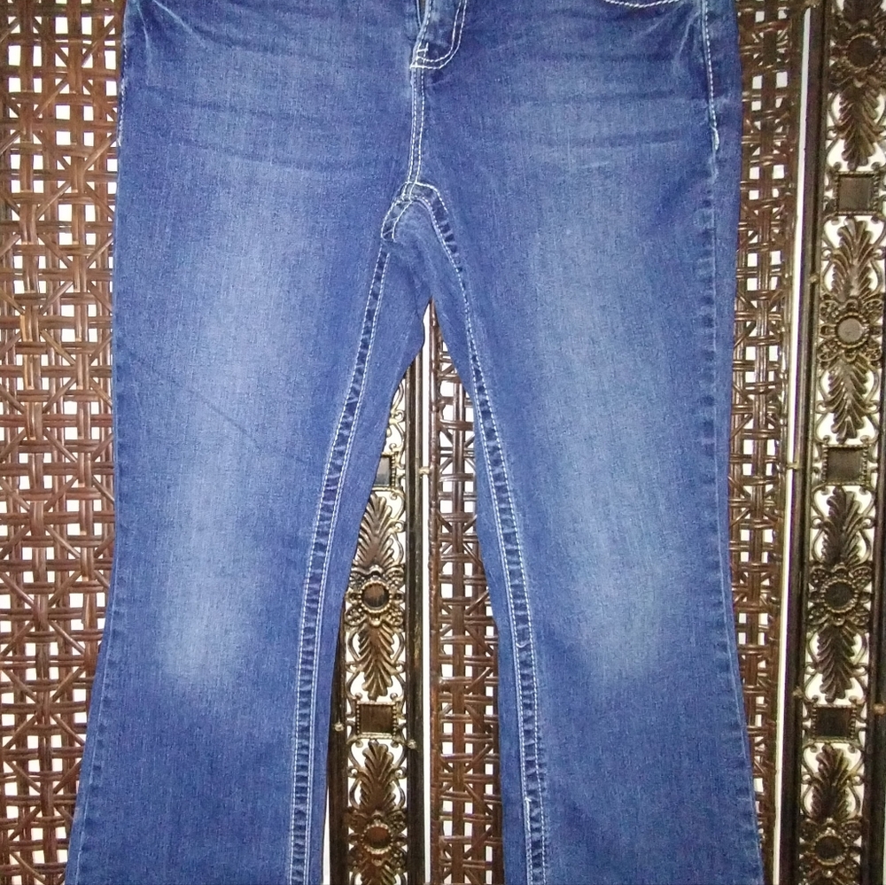 Jeans Copper Fit Curvey Size 10 Embroidered Back Pockets Sequins